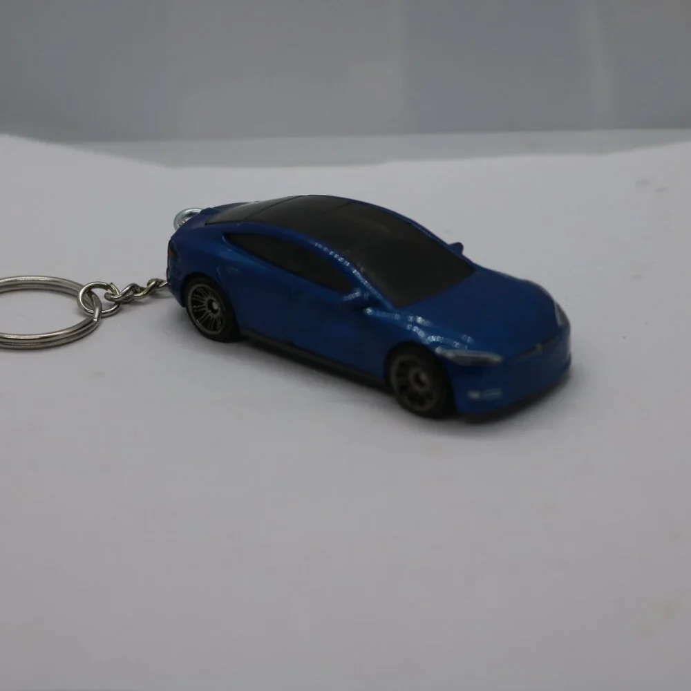 Matchbox 2015 Jaguar F-Type coupe custom keychain 1/64 scale